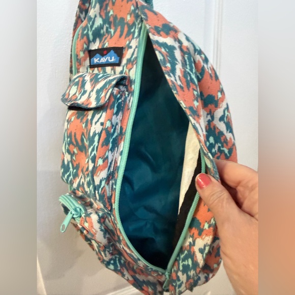 Kavu rope sling bag main image 3